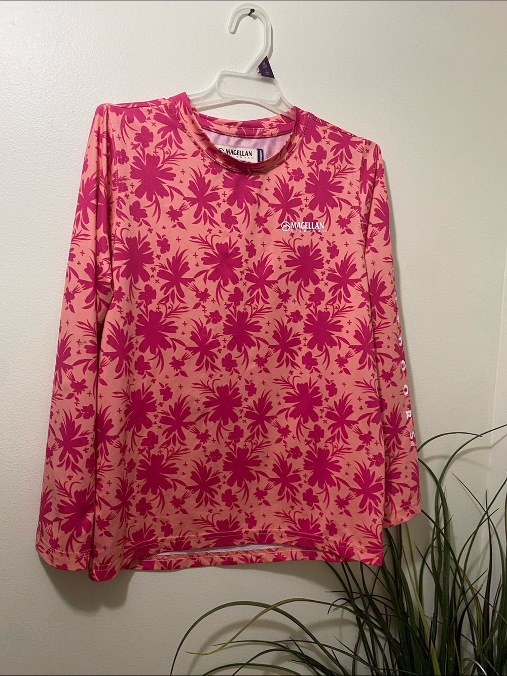 Magellan Outdoors Pink Floral Long Sleeve Shirt